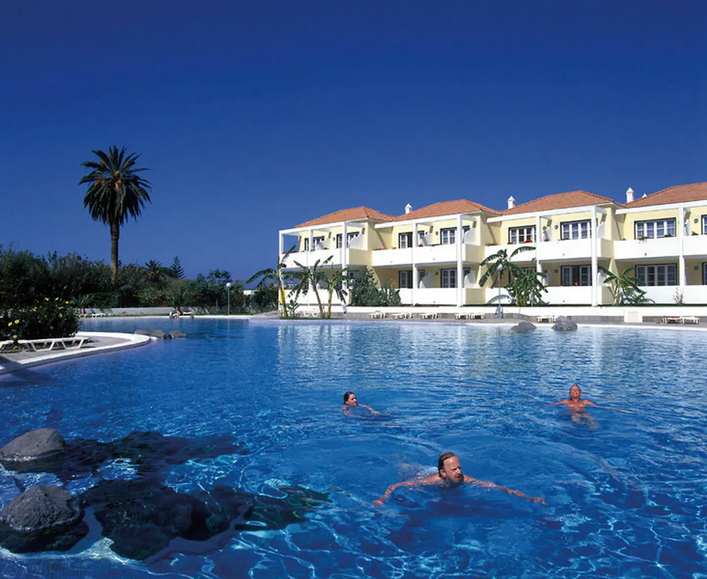 Apartamentos Checkin Laurisilva OUTDOOR_POOL