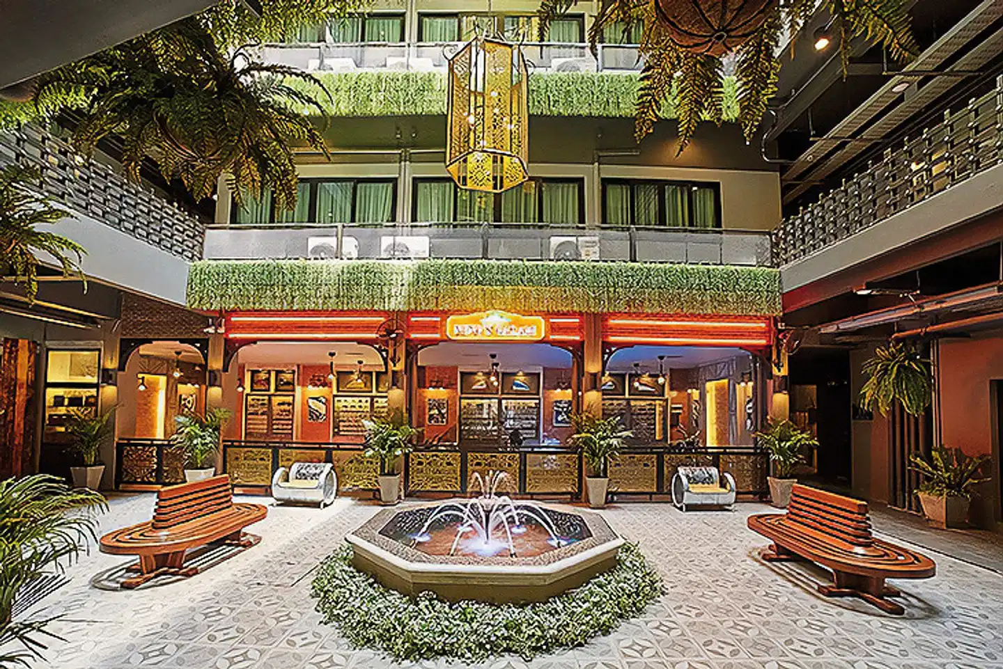 W22 by Burasari Terrasse