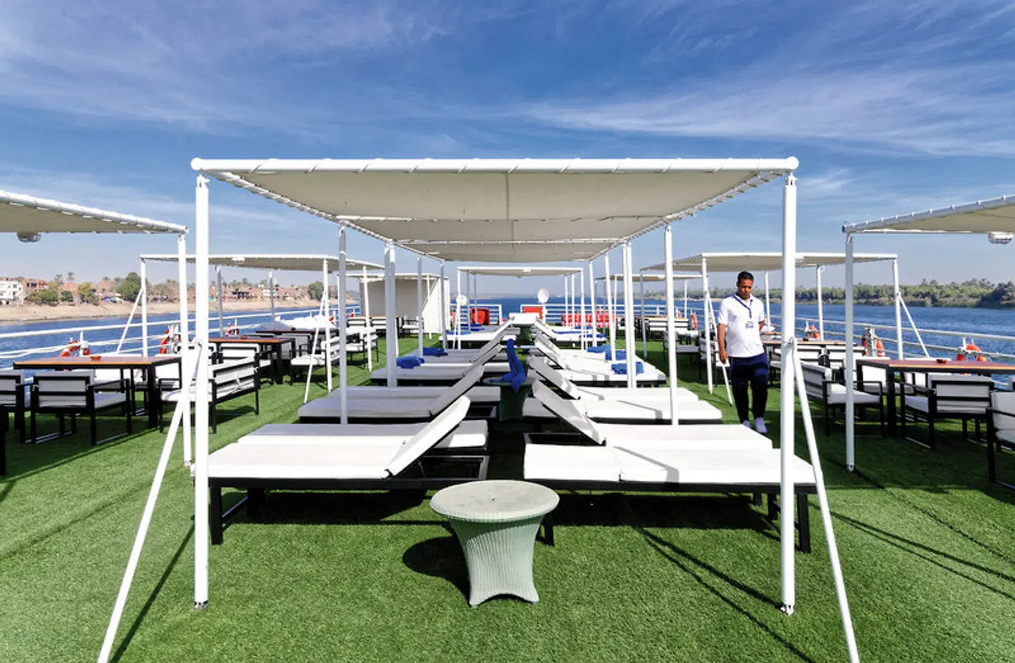 Klassische Nilkreuzfahrt mit M/S Nile Style Terrasse