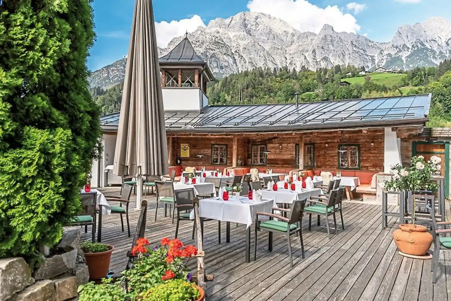 Hotel Der Löwe Terrasse