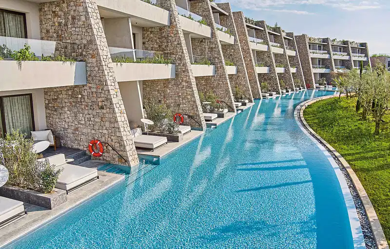W Costa Navarino – Hotelfoto