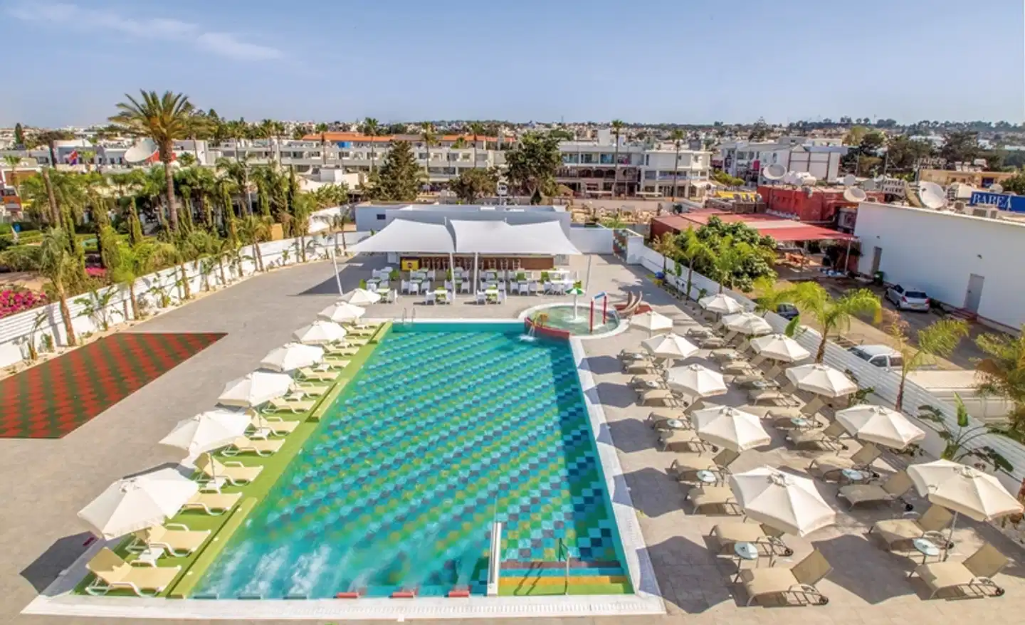 Nicholas Color Hotel Terrasse