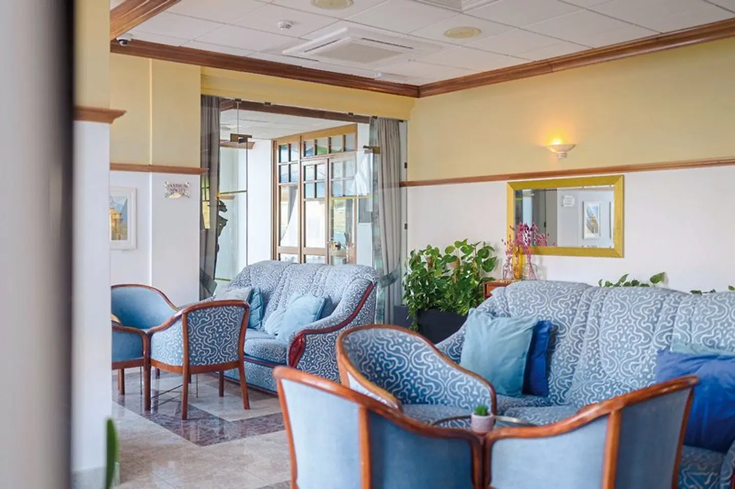 Gillieru Harbour Hotel LOUNGE_LOBBY