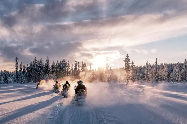 Winterlich aktiv in Schwedisch Lappland SPORTS_AND_LEISURE