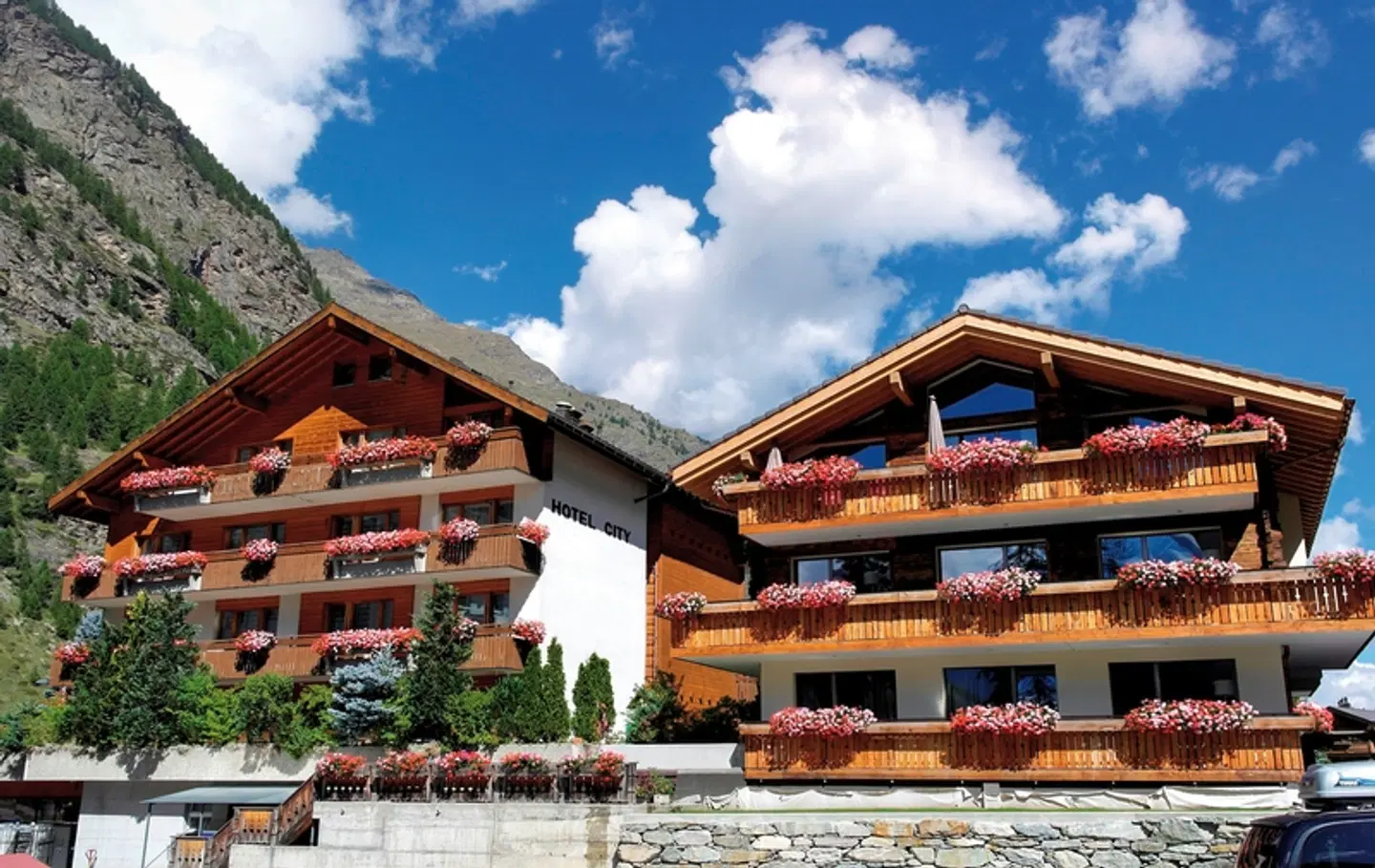 Hotel City EXTERIOR