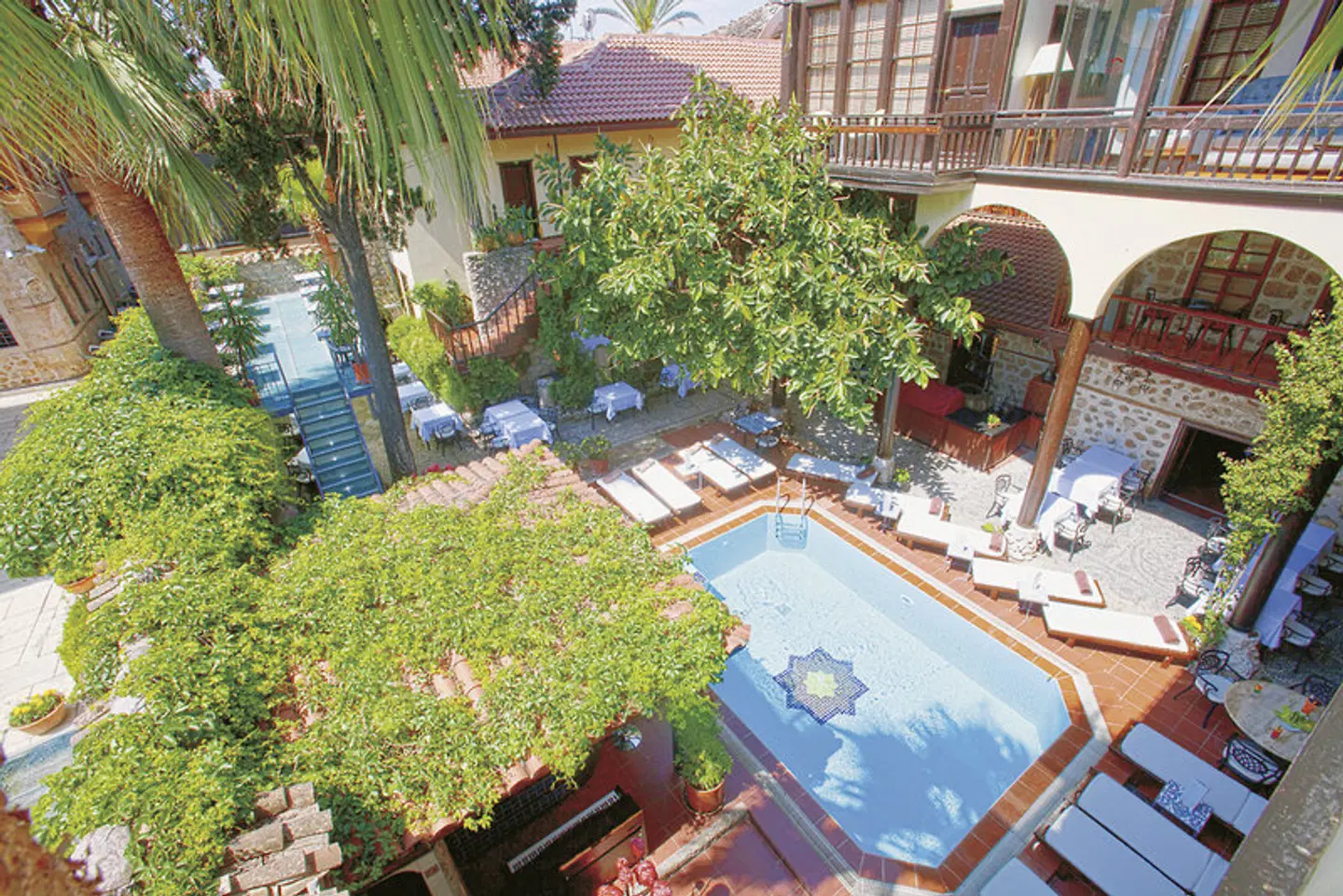 Alp Pasa Charme OUTDOOR_POOL