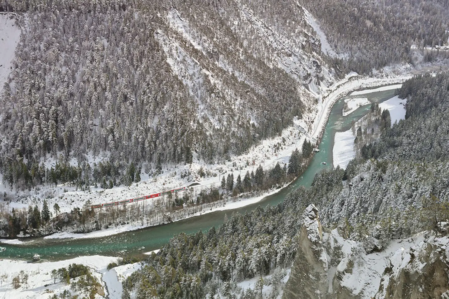 Bernina- und Glacier Express Winterzauber LANDSCAPE