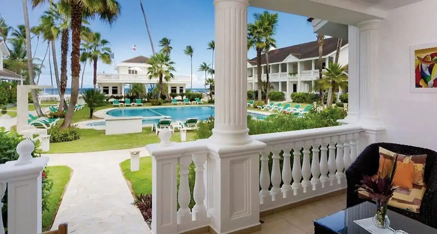 Albachiara Beachfront Hotel Garten