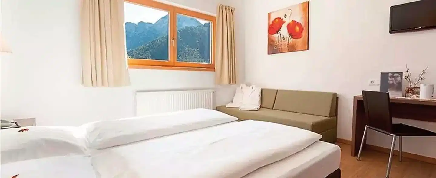 Hotel Sole Sonne Toblach - inkl. 1 Ticket Biathlon Wohnbeispiel