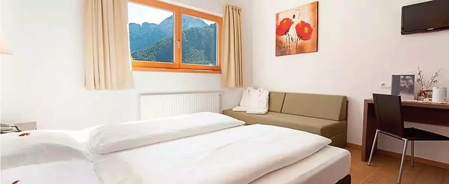 Hotel Sole Sonne Toblach - inkl. 1 Ticket Biathlon ROOM_EXAMPLE