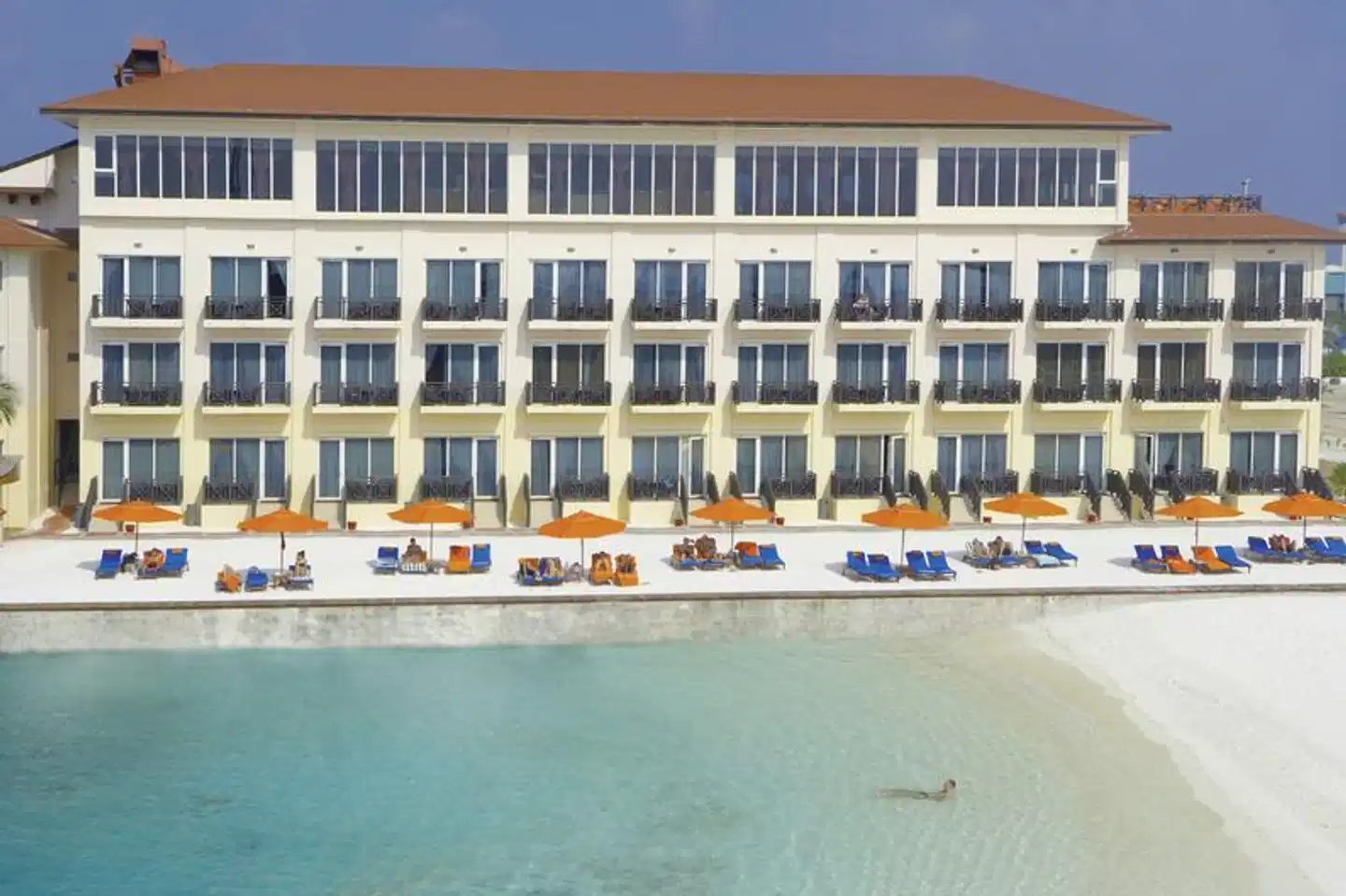 Hulhule Island Hotel Pool