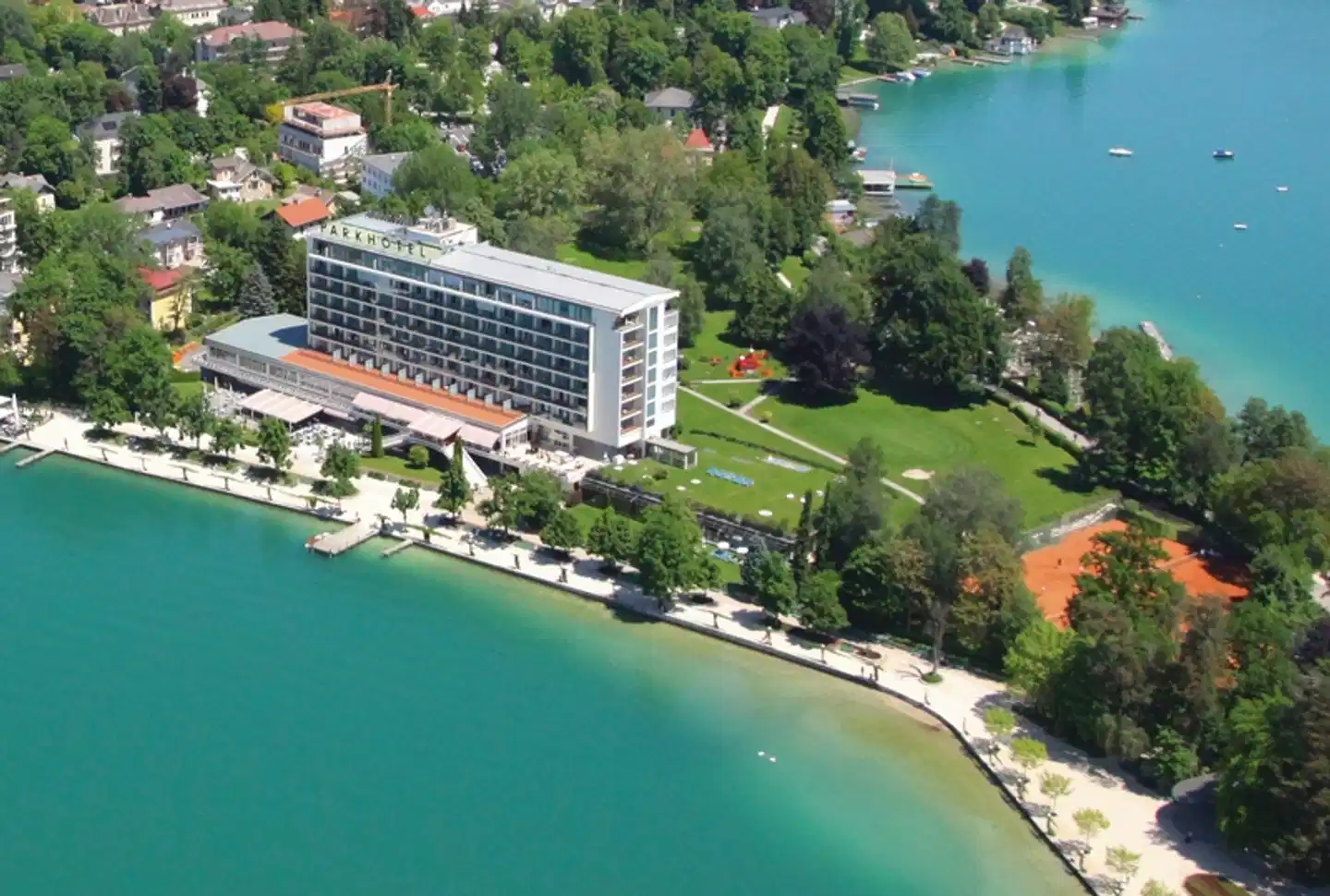 Parkhotel Pörtschach Aussenansicht