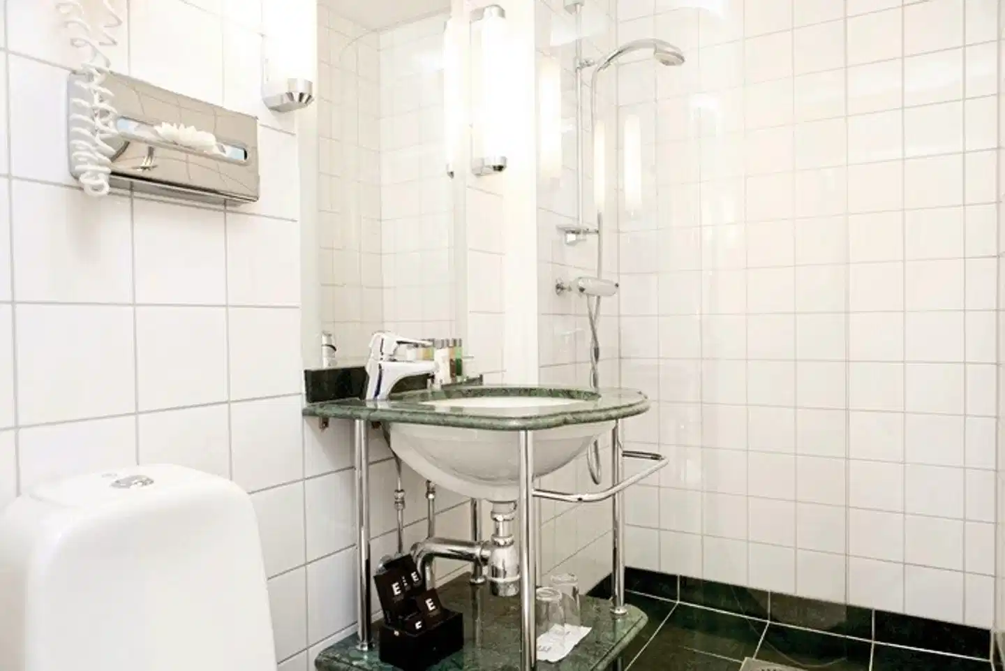 Elite Palace Hotel Badezimmer