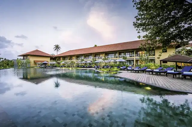 Anantara Kalutara Resort POOL