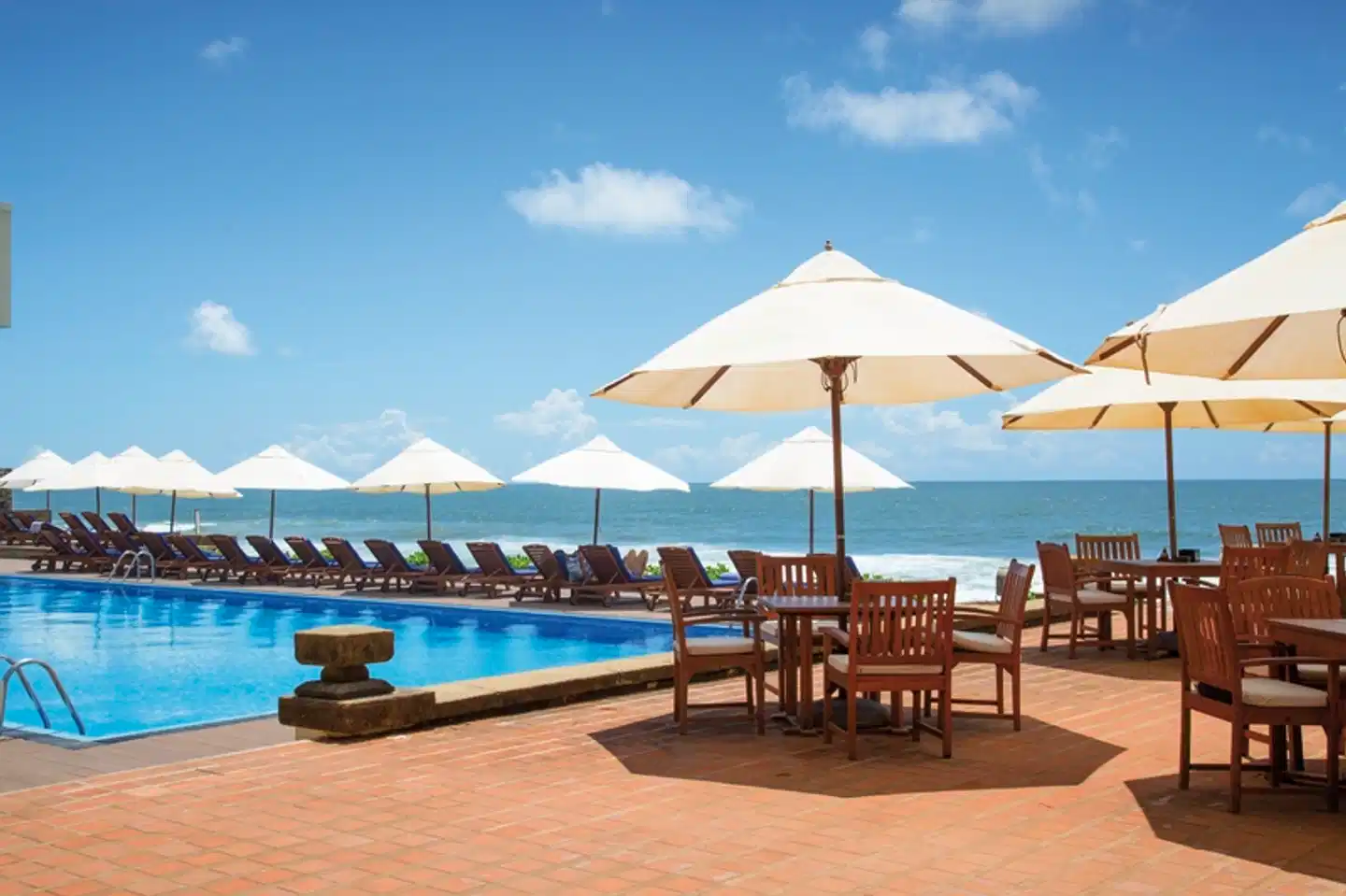 Galle Face Hotel Pool