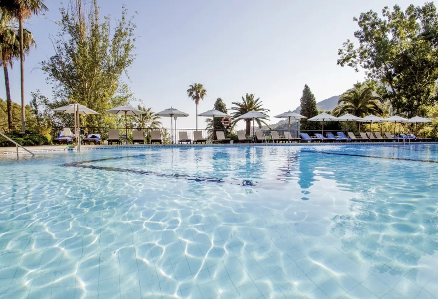 Es Moli OUTDOOR_POOL