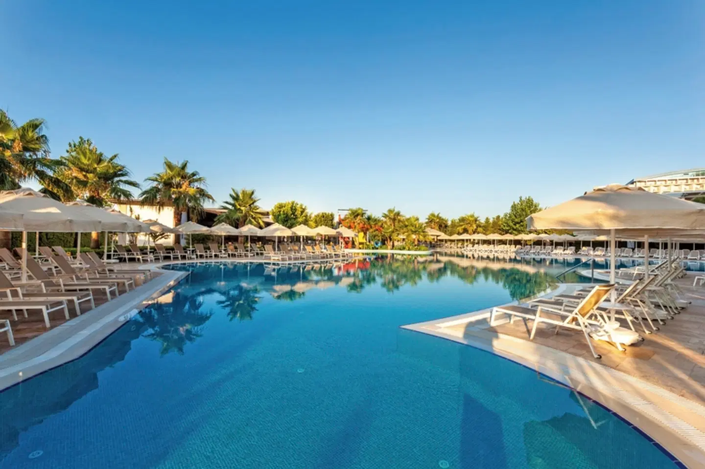 Melas Lara Hotel OUTDOOR_POOL