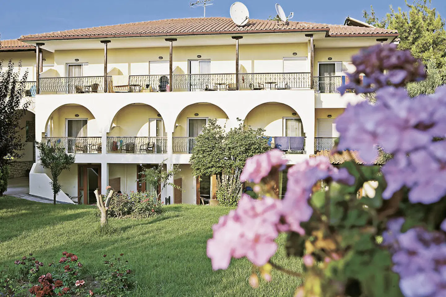 Portes Beach EXTERIOR