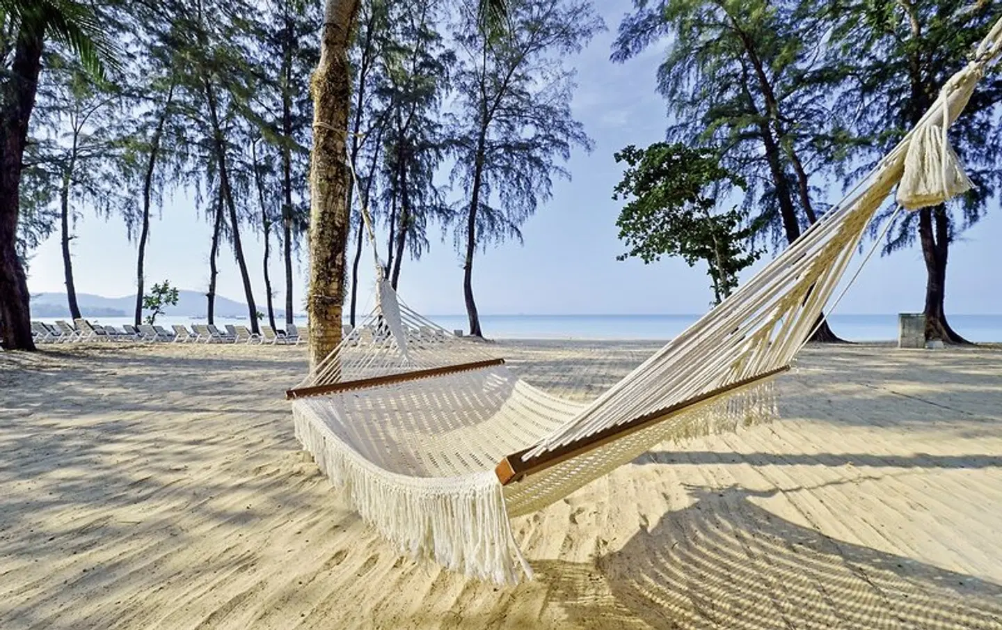 Dusit Thani Krabi Beach Resort BEACH