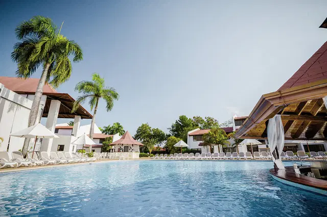 BlueBay Villas Doradas OUTDOOR_POOL