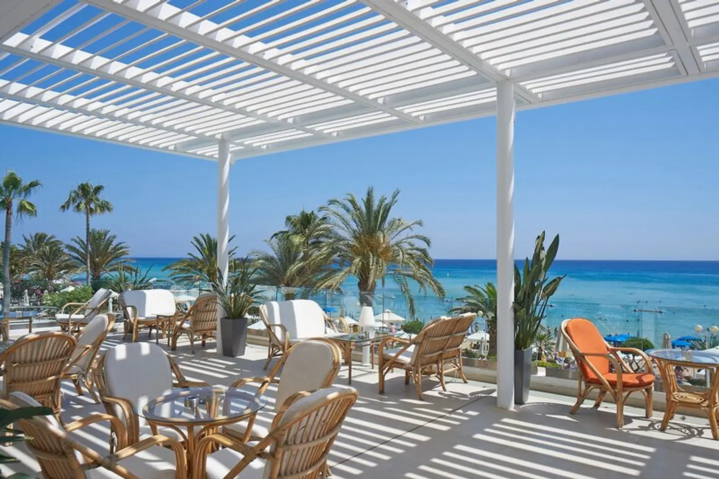 Sunrise Beach Hotel TERRACE