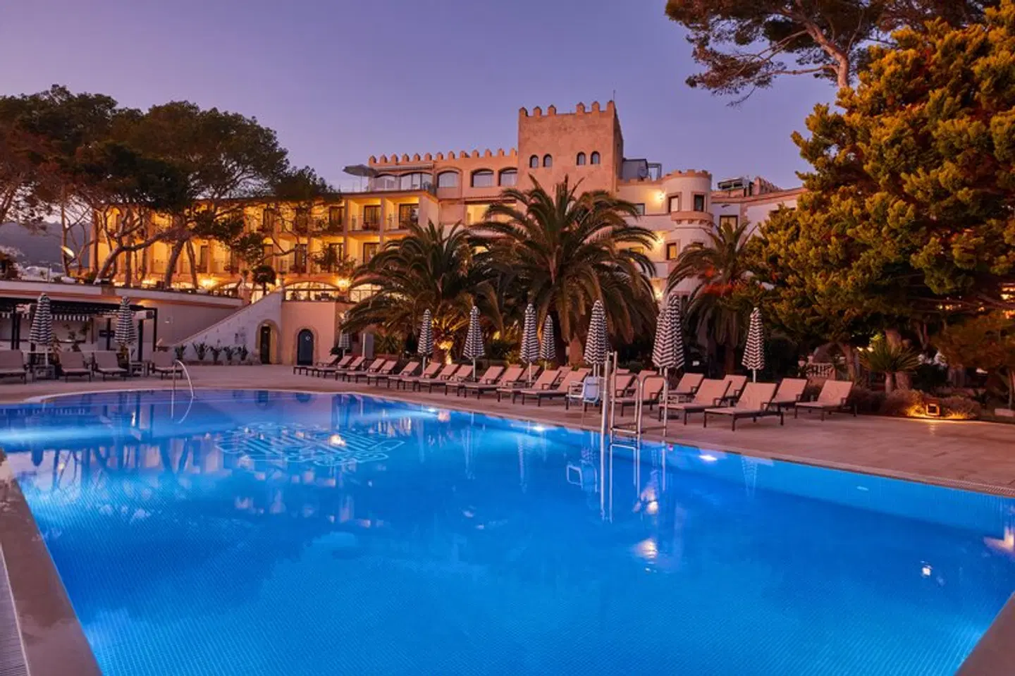 Secrets Mallorca Villamil Resort & Spa OUTDOOR_POOL