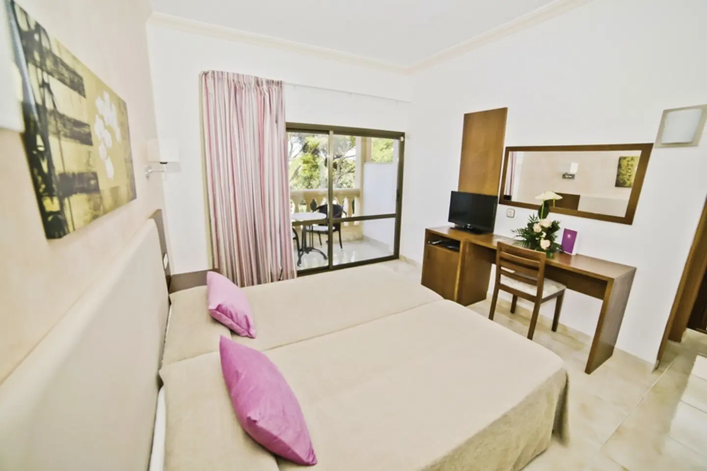 Cala Gat ROOM_EXAMPLE