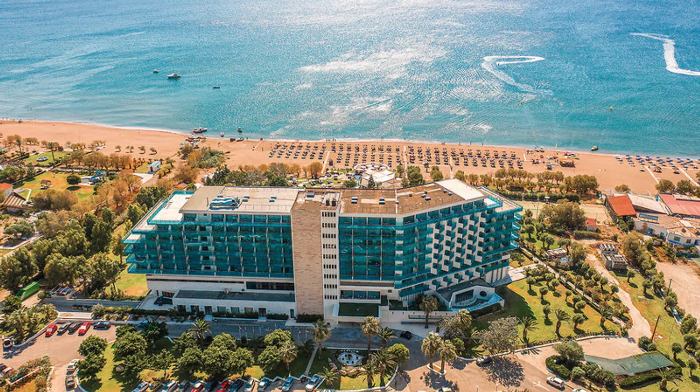 Calypso Beach EXTERIOR