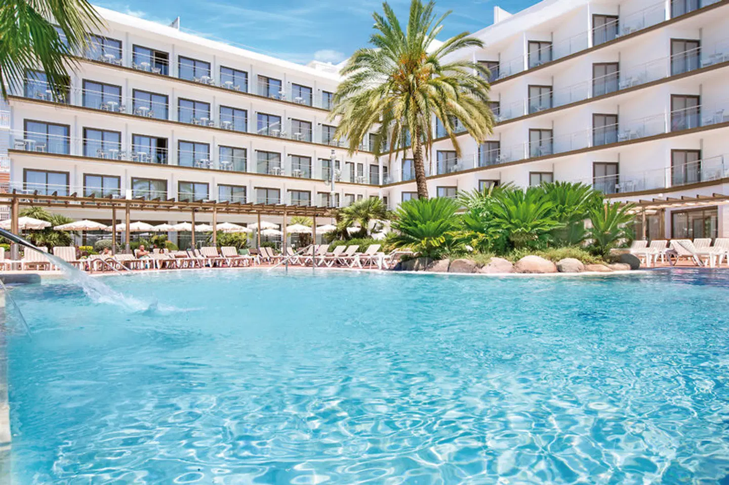 Sumus Hotel Stella & Spa OUTDOOR_POOL