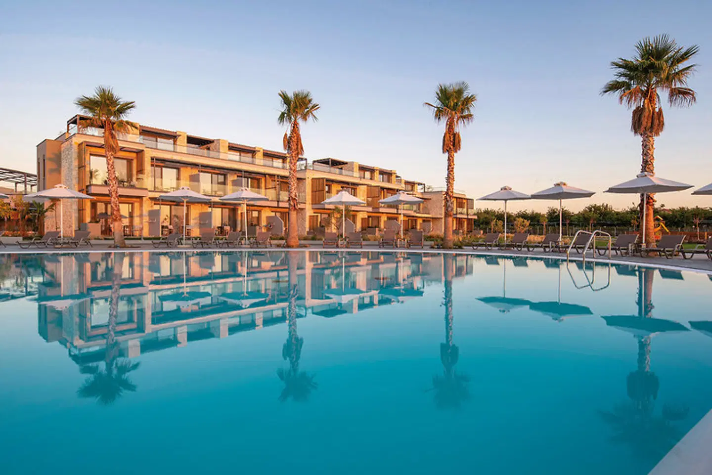 Portes Lithos Luxury Resort OUTDOOR_POOL