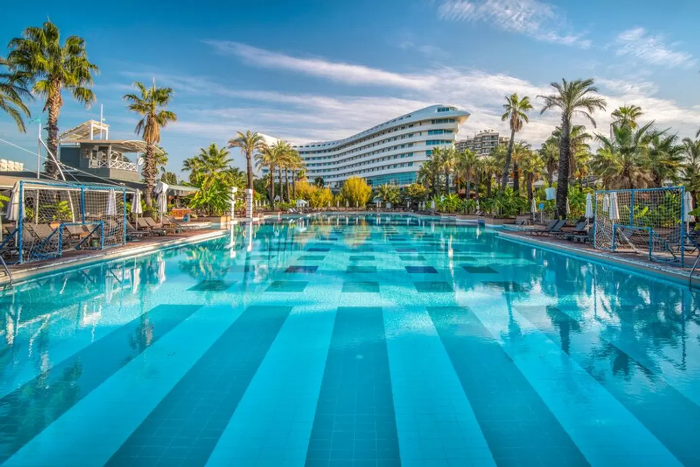 Concorde de Luxe Resort OUTDOOR_POOL