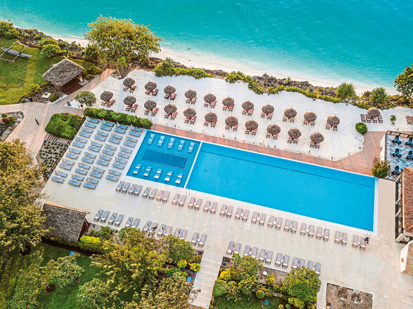 RIU Palace Zanzibar OUTDOOR_POOL