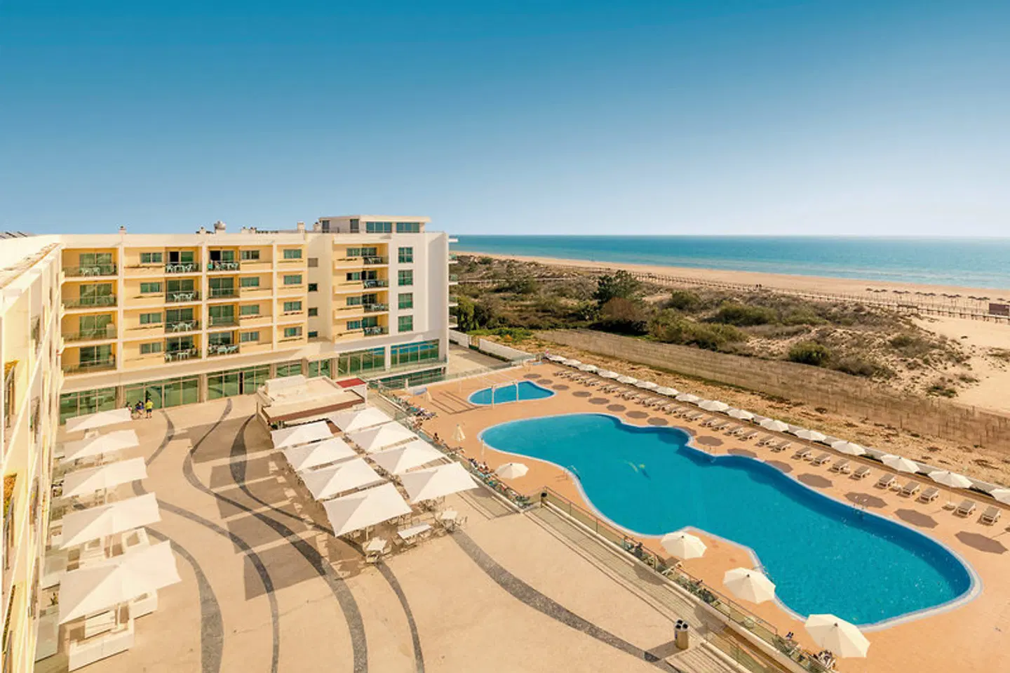 Dunamar OUTDOOR_POOL