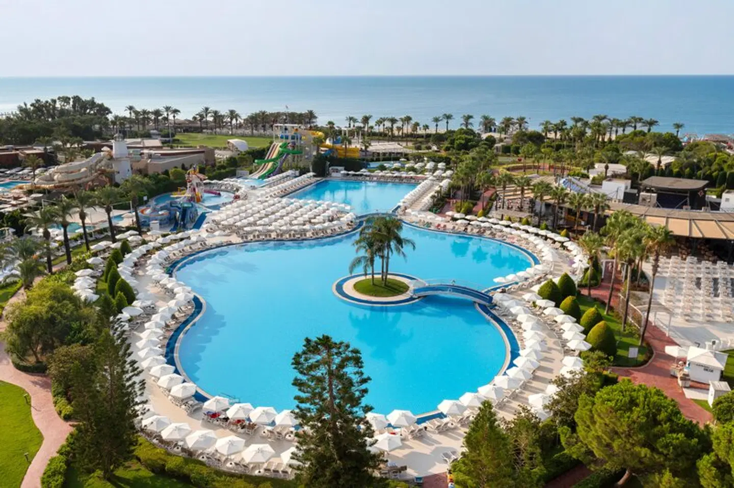 Miracle Resort OUTDOOR_POOL