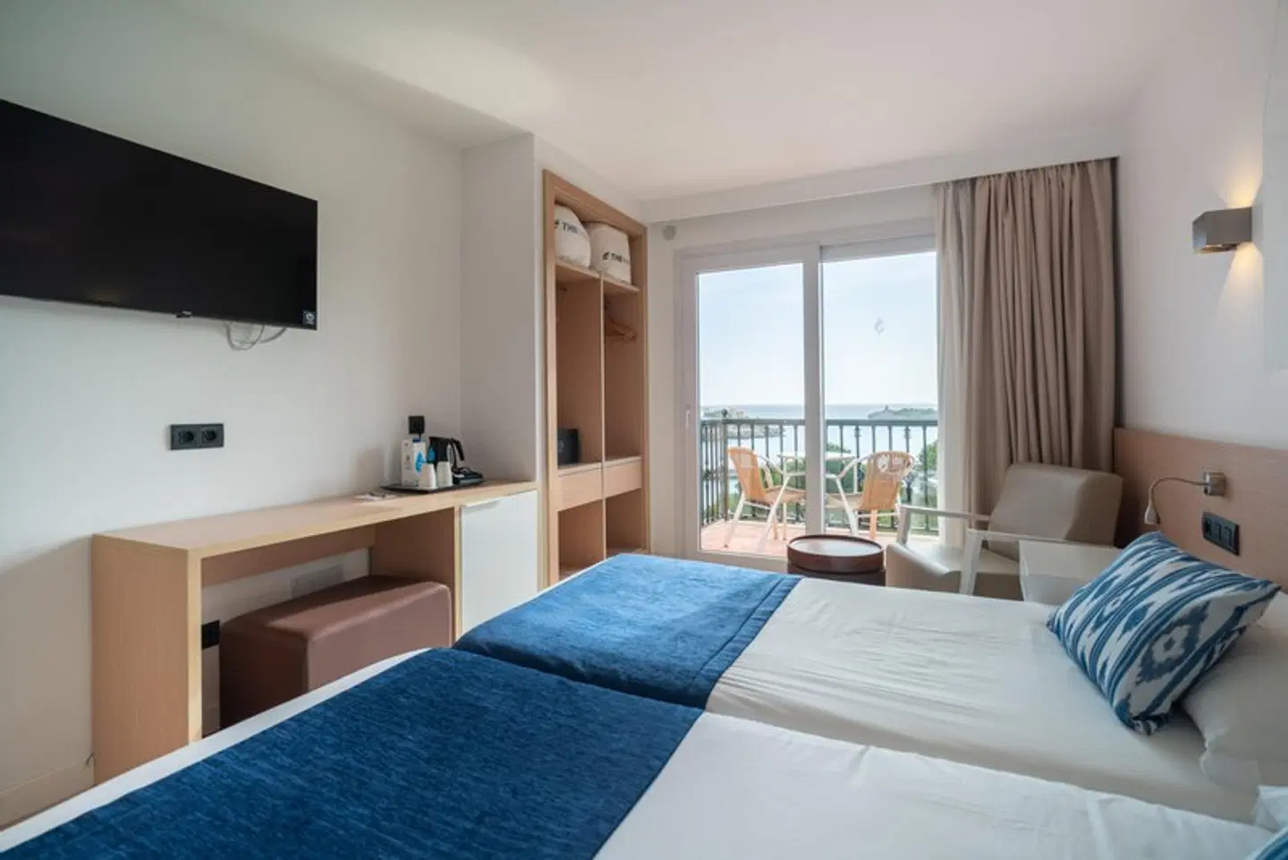 THB Felip ROOM_EXAMPLE