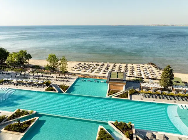 Secrets Sunny Beach Resort & Spa EXTERIOR