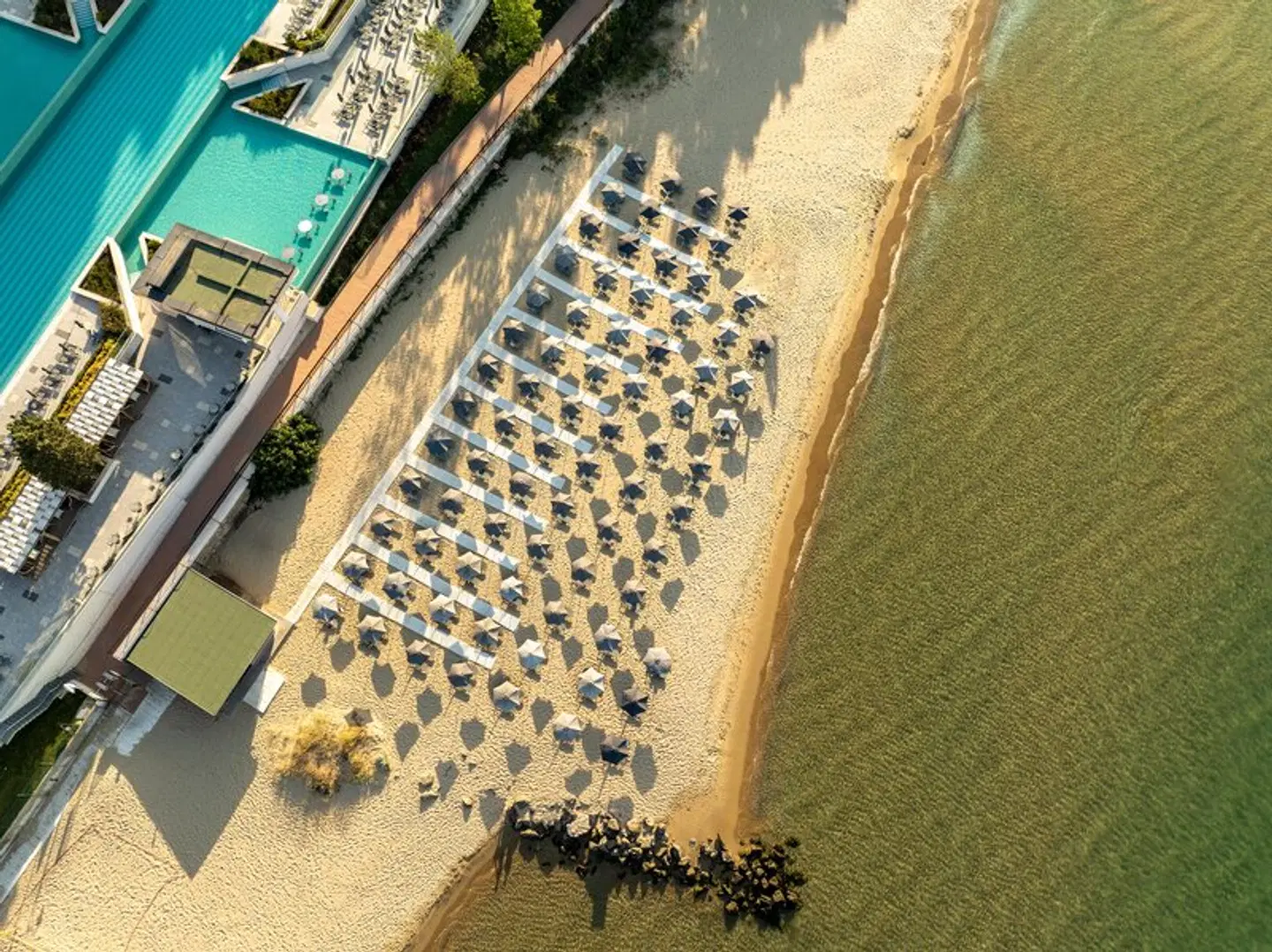 Secrets Sunny Beach Resort & Spa Strand