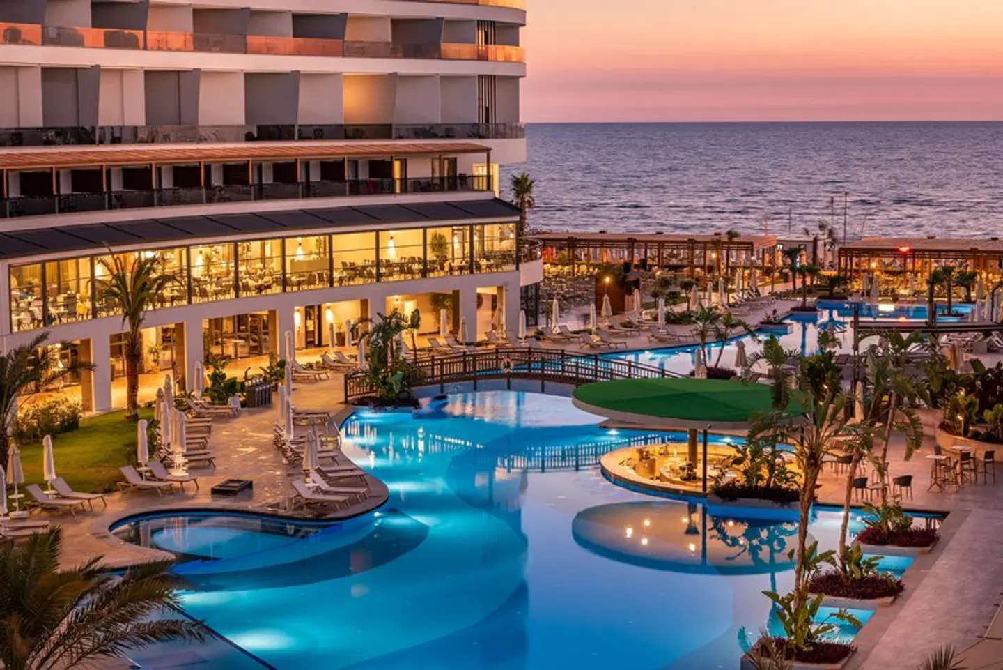 Seaden Quality Resort & Spa OUTDOOR_POOL