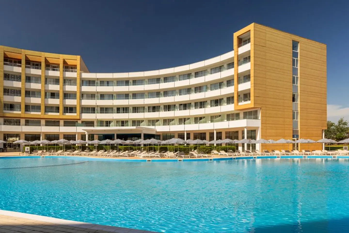 AluaSoul Sunny Beach OUTDOOR_POOL
