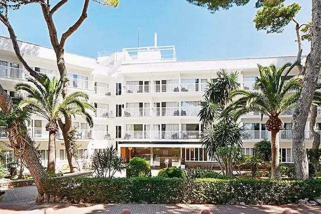 Globales Cala Blanca EXTERIOR