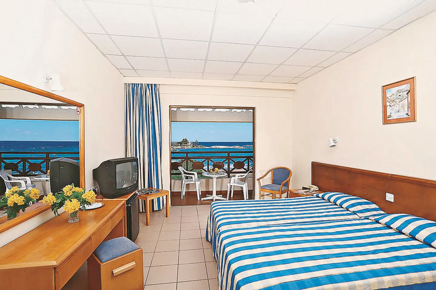 Mimosa Beach ROOM_EXAMPLE