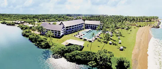 Suriya Resort & Spa EXTERIOR