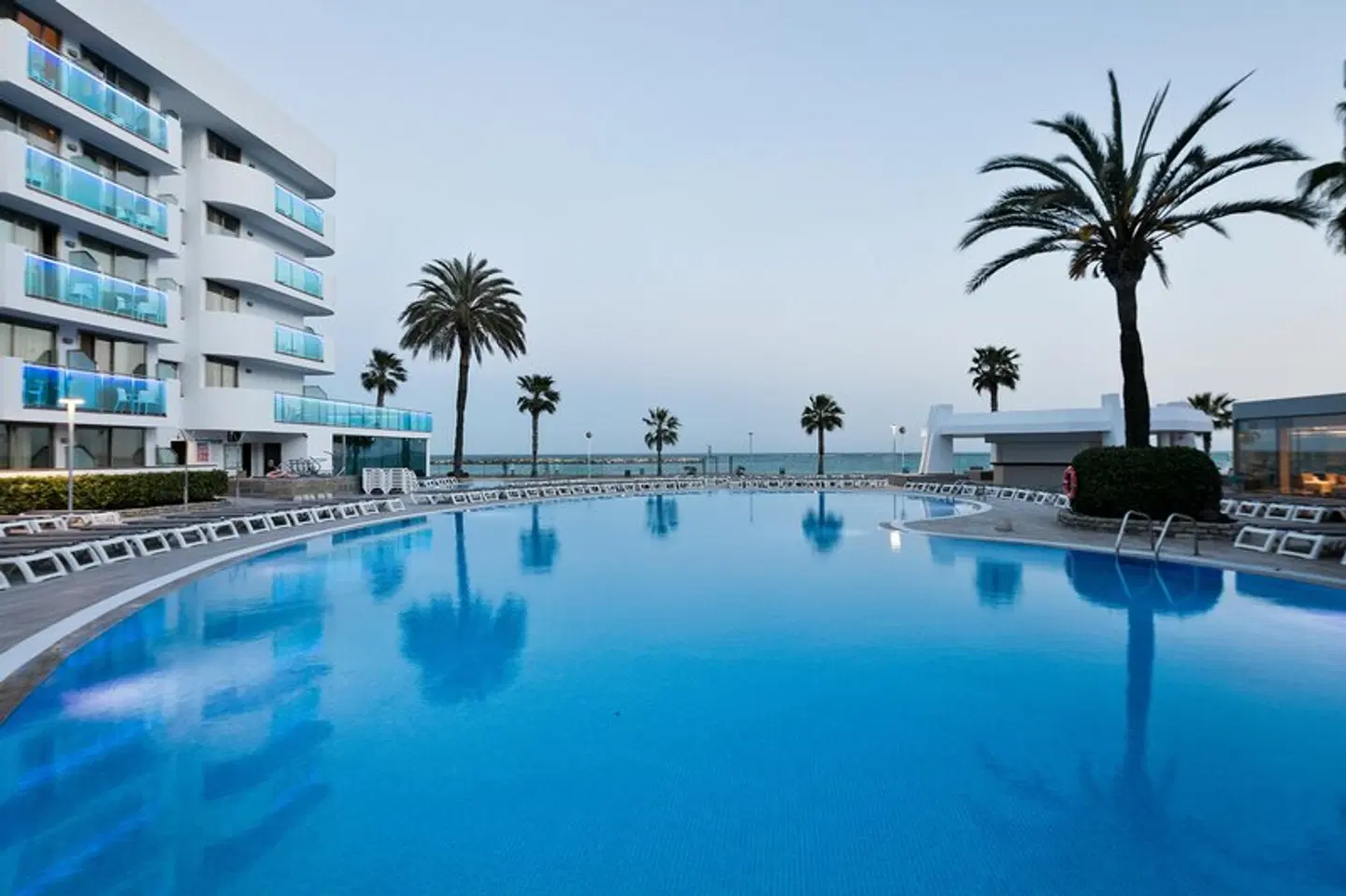 Best Marítim OUTDOOR_POOL