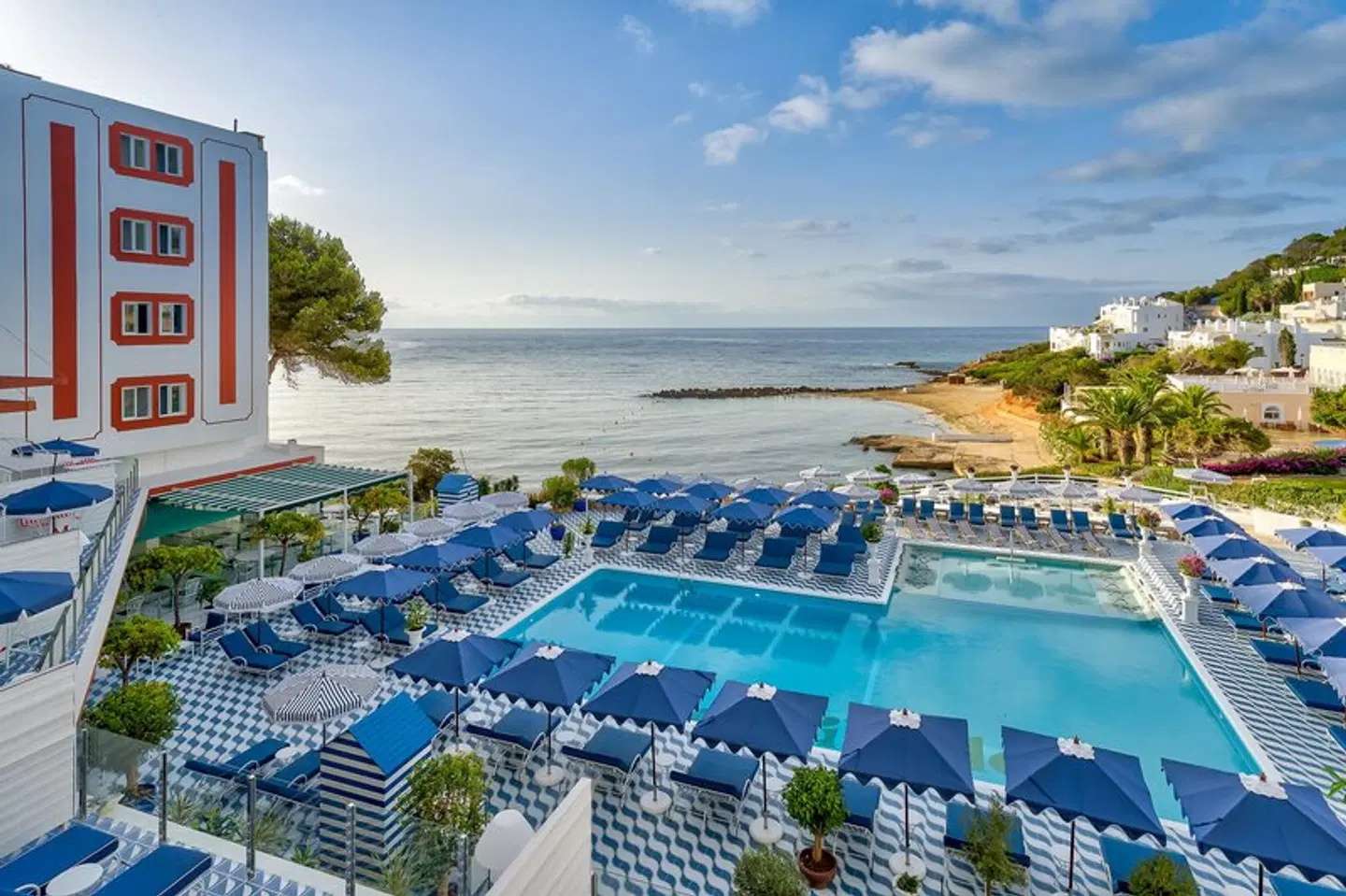 Mongibello Ibiza OUTDOOR_POOL