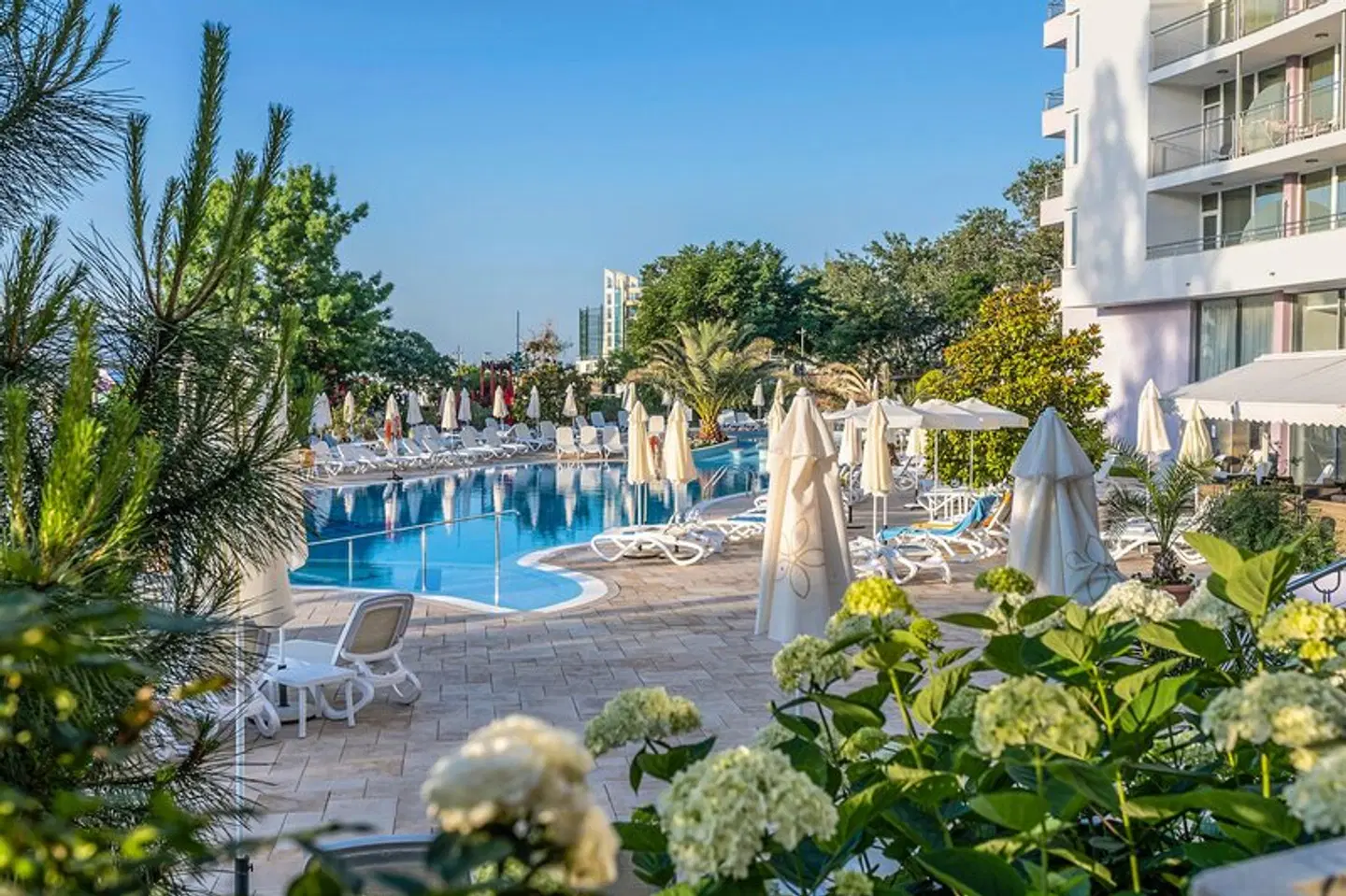 Sentido Neptun Beach OUTDOOR_POOL