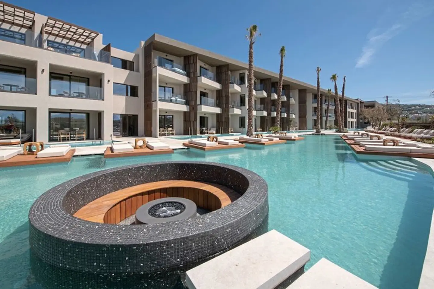 Nalu Resort & Spa OUTDOOR_POOL