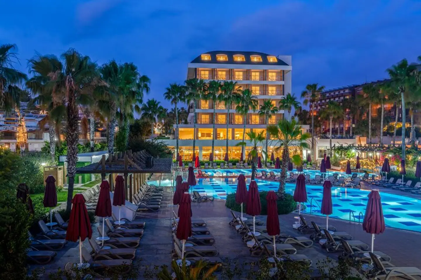 Trendy Palm Beach Adults only EXTERIOR