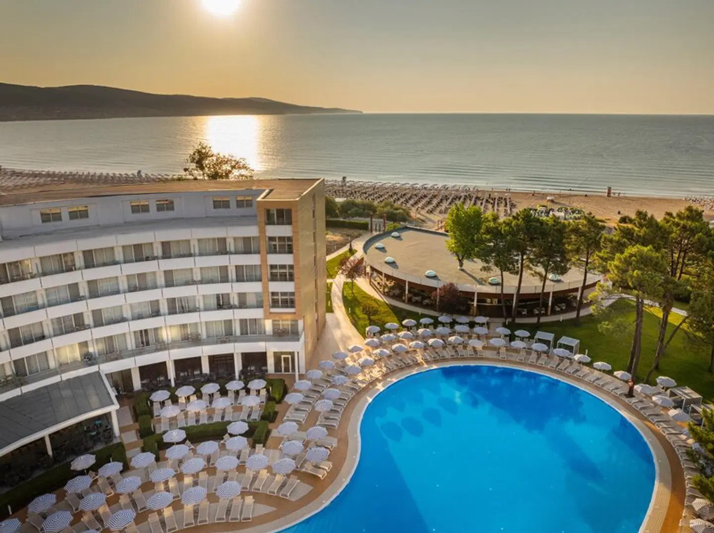 AluaSoul Sunny Beach OUTDOOR_POOL
