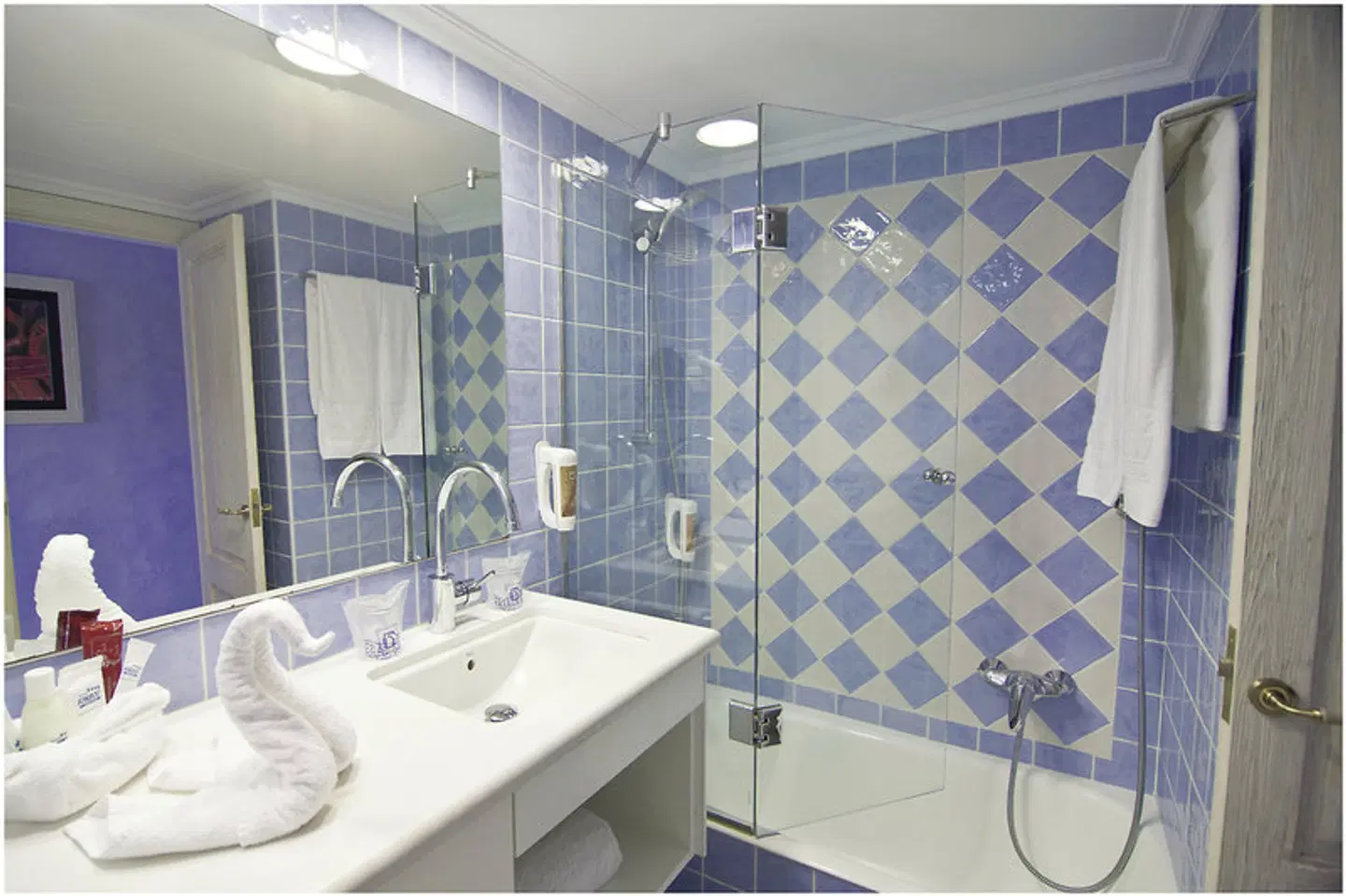 Royal Son Bou Family Club BATHROOM