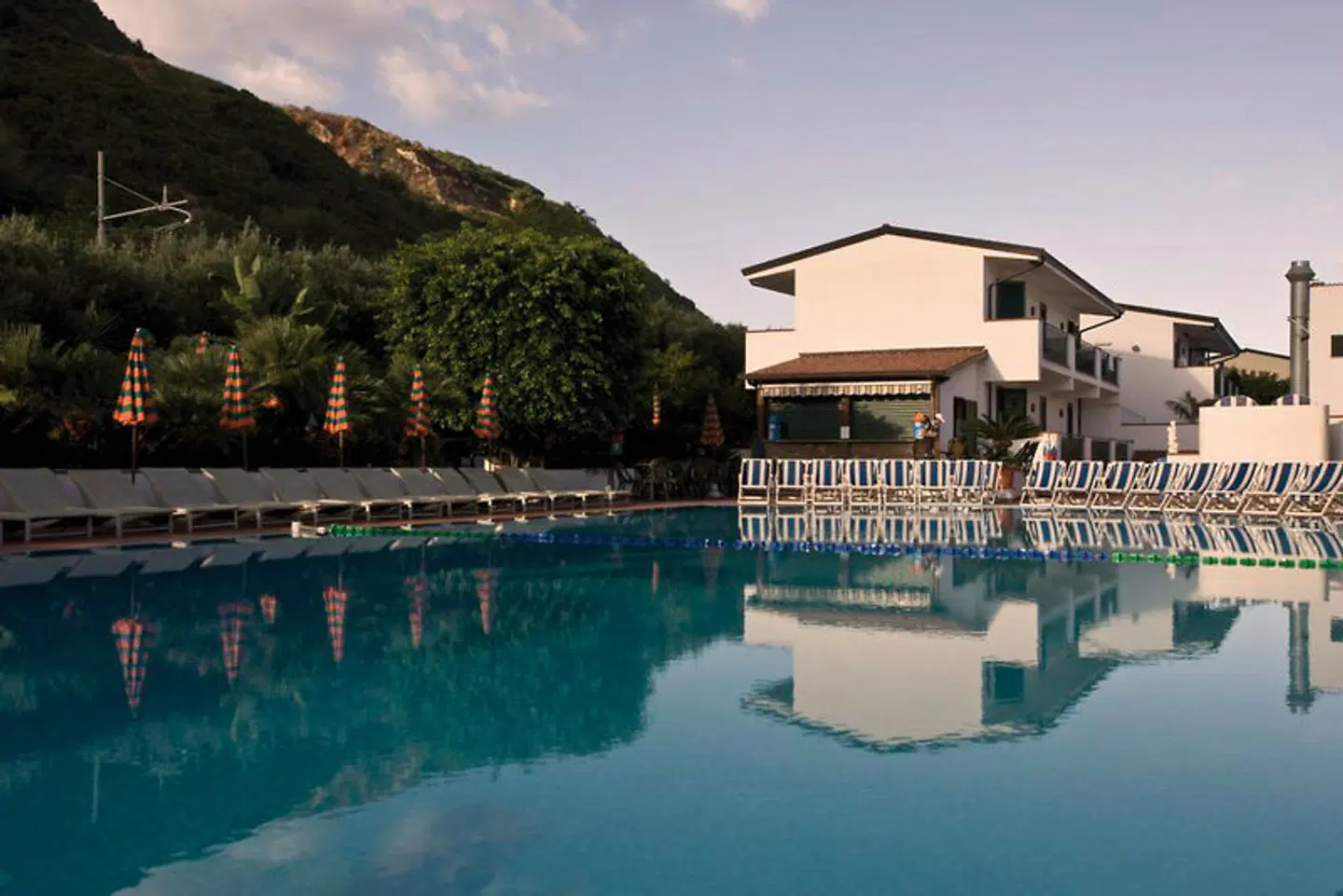 Hotel Santa Lucia OUTDOOR_POOL